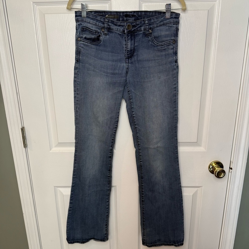 Kut from the Kloth Women's Blue Bootcut Denim Jeans Medium Wash Size 6 GUC